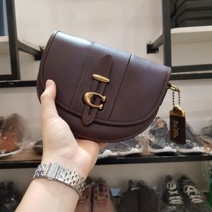 Coach: SADDLE 20 siêu phẩm 1941